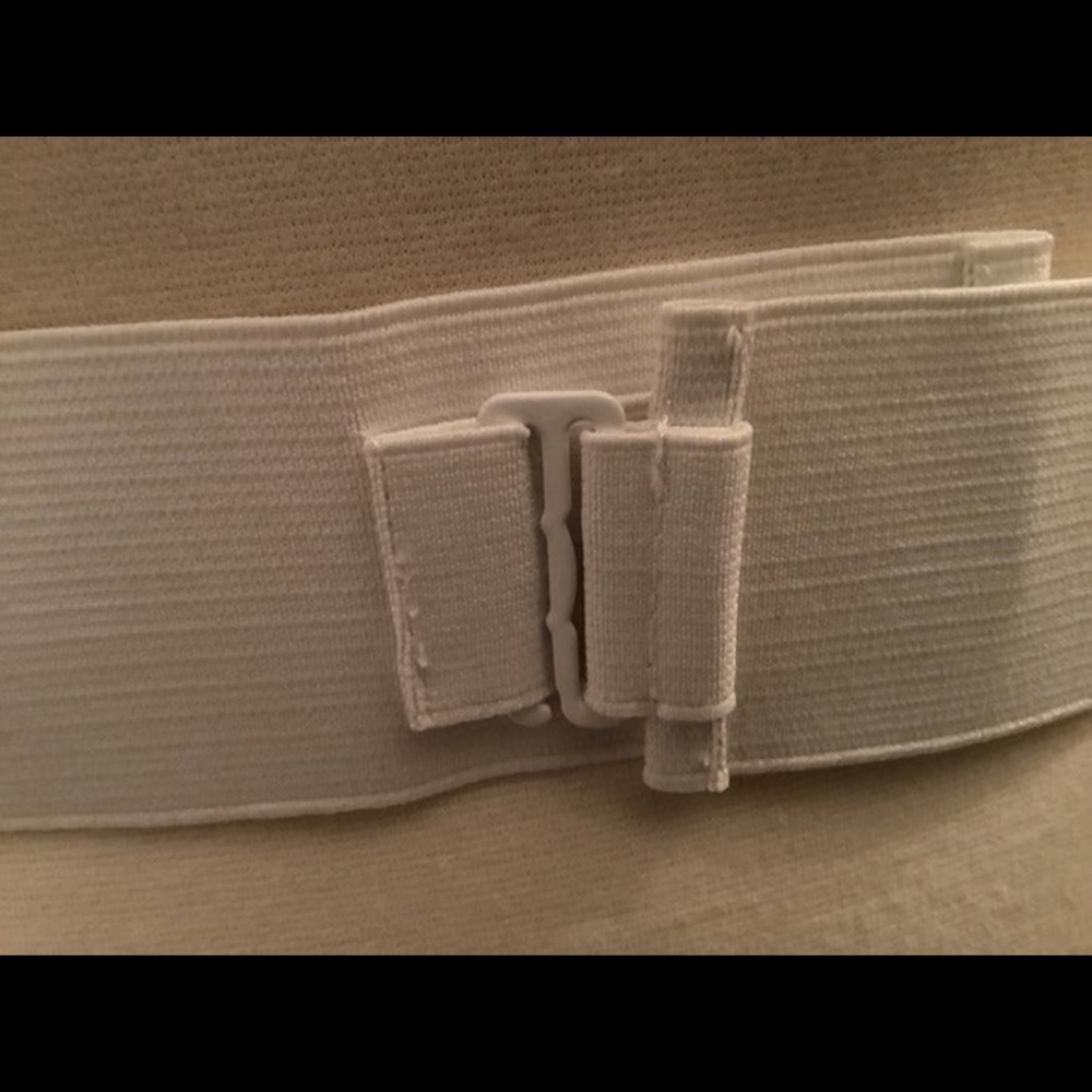 Beautiful Ivory Wedding Dress for sale